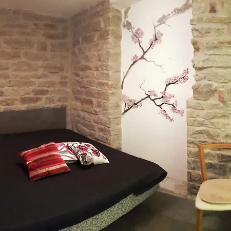 Apartment Quiet In
